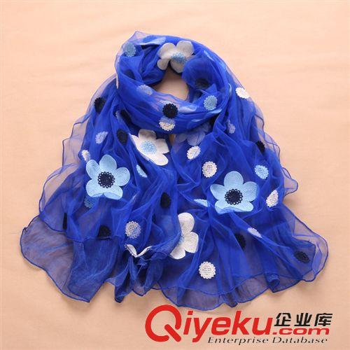 海蒂爆款 新款刺繡大花朵圍巾 韓版圍巾爆款圍巾廠家批發(fā) 田園圍巾顏色多選原始圖片3
