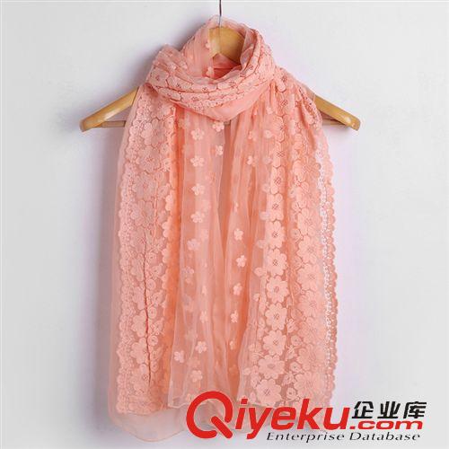 海蒂爆款 新款刺繡小花【條碼】圍巾廠家直銷優質絲皺 批發中gd厚款圍巾