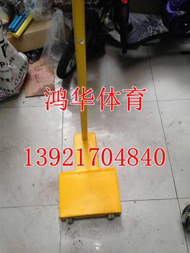 羽毛球器材 供應(yīng)鑄鐵羽毛球柱  移動(dòng)鑄鐵羽毛球架  直銷優(yōu)質(zhì)羽毛球柱原始圖片2