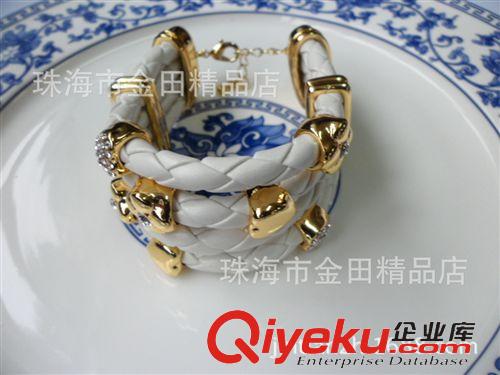 F..女士飾品：時尚飾品 化妝鏡 美容器具 供應(yīng)皮繩鑲嵌心形 梅花帶水晶鍍24K金手鐲 手環(huán)時尚首飾品