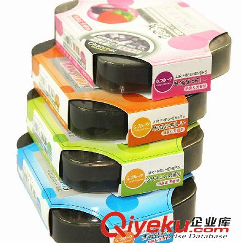 精品汽車內(nèi)飾 新車去味 車用固體香膏 車載香薰汽車除臭除異味提神淡雅批發(fā)
