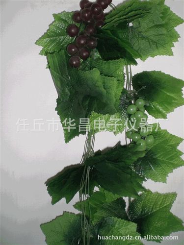 水果藤，蔬菜藤 生产批发仿真葡萄果藤，葡萄叶藤装饰果藤，仿真蔬菜藤条塑料果藤