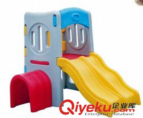 室內塑料玩具 供應游樂幼兒玩具 塑料火車頭滑梯原始圖片2