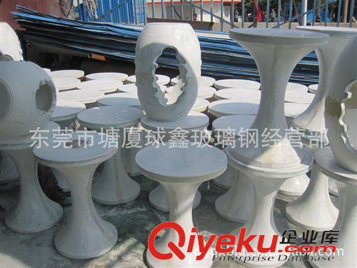 玻璃鋼卡通雕塑 承接家具行業(yè)玻璃鋼制品，生產(chǎn)加工，白坯生產(chǎn)、玻璃鋼擺件加工