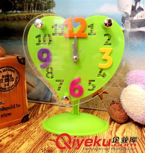 座鐘 小腳立體數(shù)字收納搖擺座鐘 公司禮品