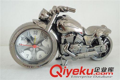 鬧鐘 工藝禮品 婚慶禮品 家居飾品烏色金色噴漆摩托車鬧鐘 生日禮物