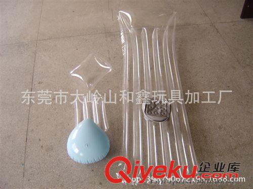 水上用品 廠家直供 環保pvc充氣浮排 單人吹氣一次成型浮排