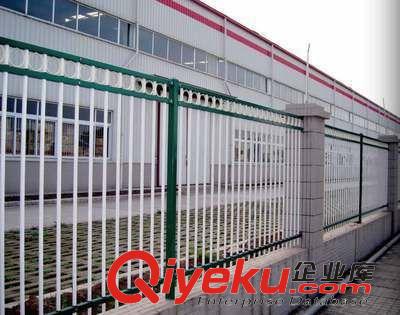 護欄、護欄網 生產定做各種樣式 鋅鋼護欄 市政護欄 道路隔離柵 小區圍墻原始圖片3
