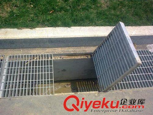 鋼格板 廣西馳恒    專業生產鋼格板  不銹鋼鋼格板   踏步板 廠家直銷原始圖片2