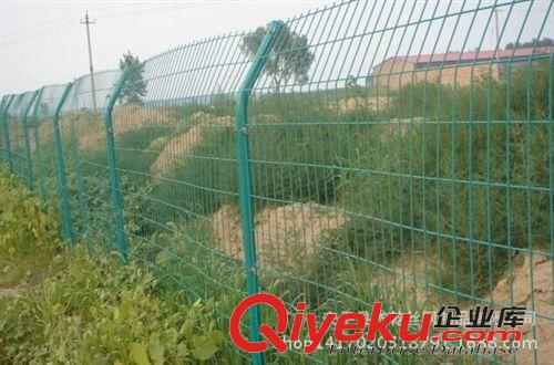 護欄網 廠價銷售果園雙邊絲護欄網，養殖護欄網 池塘防盜護欄網 zyjl
