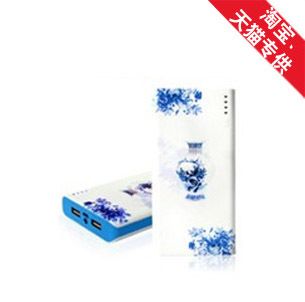 移動電源 [工廠批發]新款卡通可愛立體軟膠生肖禮品移動電源通用型一件代發