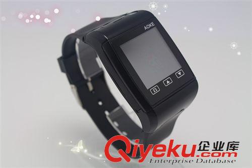 AOKE系列手表手機 全球最小迷你學生照相手表手機 微型兒童手機MP3MP4 手機QQ藍牙原始圖片3