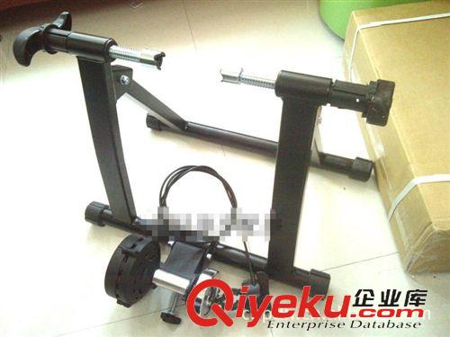 調(diào)圈臺/騎行臺 自行車訓(xùn)練臺 騎行臺 單車健身臺 單車健身實用器材7073-15