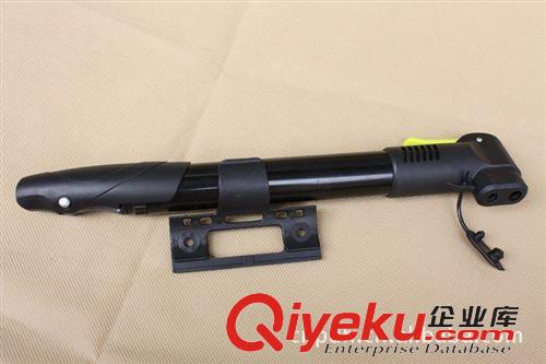 打氣筒類 自行車便攜式打氣筒山地車戶外出行必備裝備黑色可裝在山地車車架原始圖片3