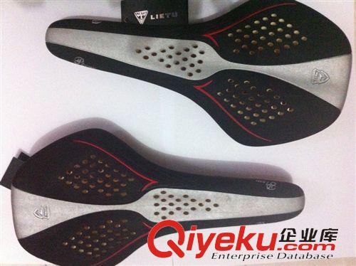 座墊  鞍座 臺(tái)灣LIETU獵途 自行車坐墊 超軟透氣鞍座