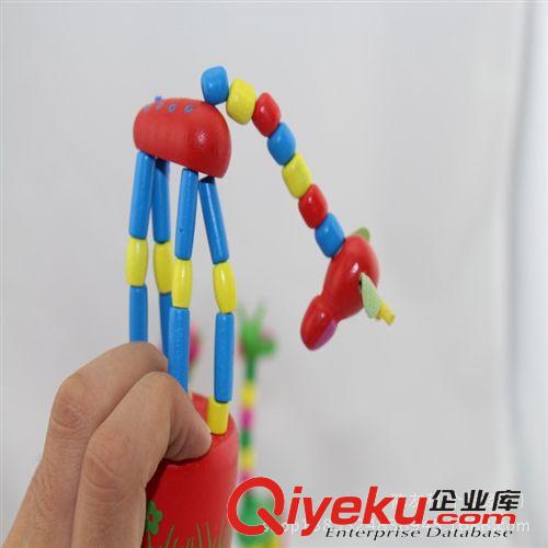益智玩具 新奇創(chuàng)意長(zhǎng)勁鹿木桶 搖擺動(dòng)物 動(dòng)物木桶 木制兒童地?cái)偀豳u(mài)玩具原始圖片2