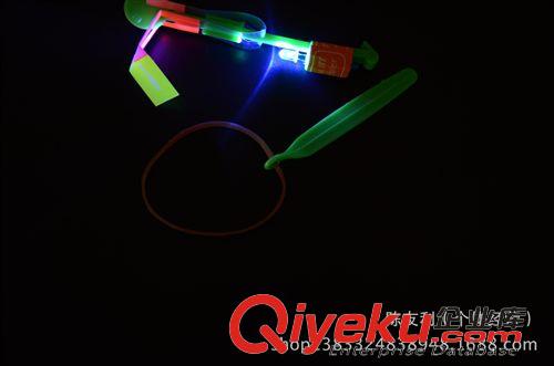 發(fā)光玩具 彈射飛箭 發(fā)光飛箭 飛天仙 飛機閃光彈射 橡皮筋飛箭 廠家直銷原始圖片2