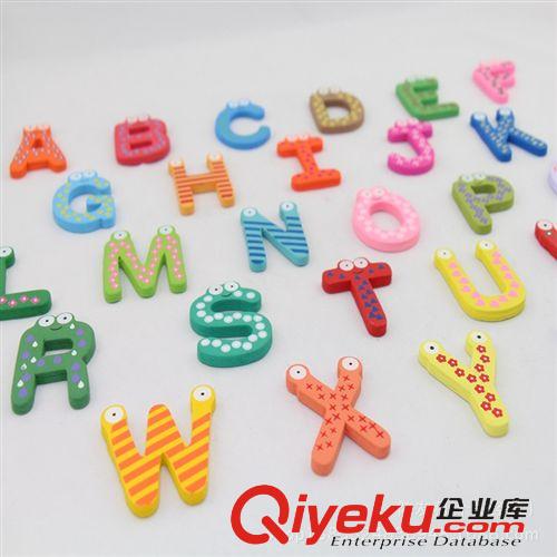 可愛(ài)文具 創(chuàng)意早教熱賣(mài)兒童玩具/教具 木制卡通26字母冰箱貼 不生銹黑磁鐵原始圖片2