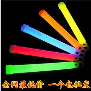 熒光棒 大四節(jié)發(fā)光棒 伸縮大四節(jié)棒 熒光棒批發(fā)發(fā)光玩具熱銷