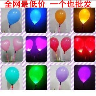 發(fā)光玩具 閃光風扇 七彩發(fā)光迷你風扇 發(fā)光玩具 閃光風車 炫彩小風扇 批發(fā)
