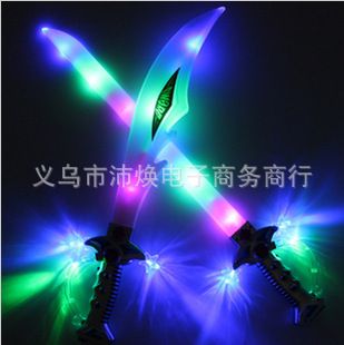 發(fā)光玩具 發(fā)光項(xiàng)鏈 閃光水晶項(xiàng)鏈 發(fā)光吊墜 愛(ài)心 星月蝴蝶項(xiàng)鏈 晚會(huì)派對(duì)