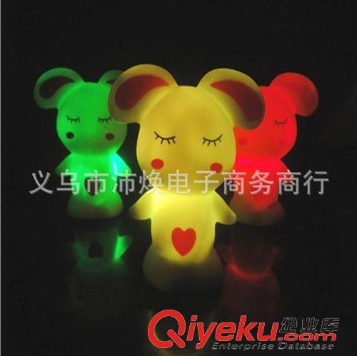 小夜燈 流氓兔七彩小夜燈 七彩愛心兔 七彩LOVE兔 七彩小夜燈 小夜燈原始圖片2