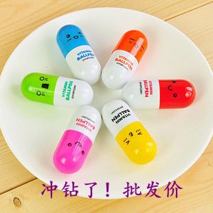 家居百貨 韓國創意文具藥丸筆 卡通中性筆 整人藥丸伸縮筆 可愛表情圓珠筆