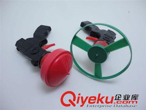 新品更新專區(qū) 批發(fā)益智玩具 兒童飛碟陀螺槍 tj飛環(huán)陀螺槍 地攤跑江湖