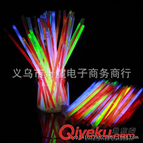 發(fā)光棒 小號熒光棒20CM化學液體冷光棒 發(fā)光閃光棒助威道具廠家批發(fā)原始圖片2