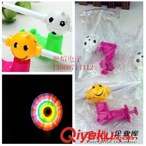夏天熱賣(mài)發(fā)光玩具 廠家直銷(xiāo)兒童足球笑臉卡通閃光手推音樂(lè)風(fēng)車(chē) 地?cái)偀豳u(mài)貨源批發(fā)原始圖片3
