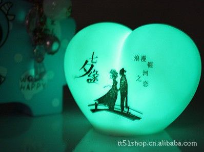七彩小夜燈 七夕緣七彩小夜燈 情人節(jié)禮物浪漫創(chuàng)意 七夕節(jié)禮品原始圖片2