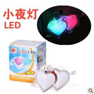 插電小夜燈 一箭穿心插電小夜燈/心心相印節能led小夜燈/床頭燈原始圖片2