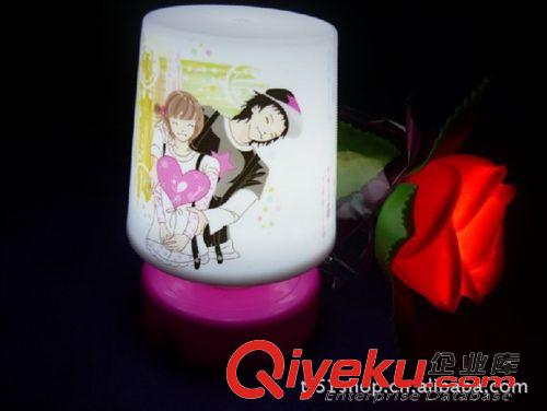 其它燈類 創(chuàng)意led卡通拍拍小臺(tái)燈 起夜燈床頭燈 走廊燈原始圖片2