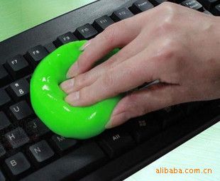 新奇特商品 透明環(huán)保三led燈手壓發(fā)電電筒 手捏電筒健身電筒