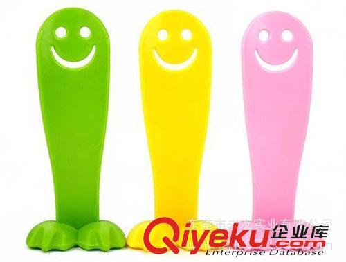 硅膠廚房家居酒店用品 工廠直銷 硅膠鞋拔子  各式鞋拔  可訂制  綠色環(huán)保創(chuàng)意生活用品原始圖片3