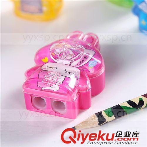 電器數(shù)碼 義烏廠家直銷 卡通黑色大電筒日用電筒照明用led手電筒二元百貨