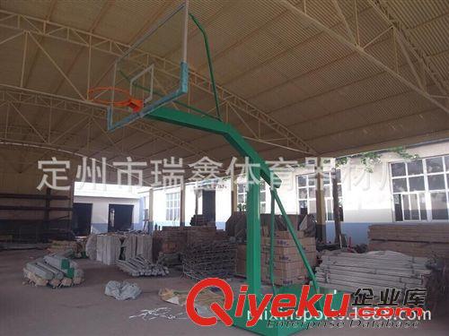 田徑器材 瑞鑫體育專業(yè)生產各種體育器材，籃球架，液壓籃球架，廠家直銷