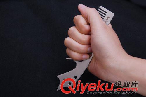 現(xiàn)貨區(qū) 戰(zhàn)術(shù)梳 防衛(wèi)大師梳子 EDC便攜自衛(wèi)多功能工具 碎玻器酷玩 蝎尾白原始圖片2