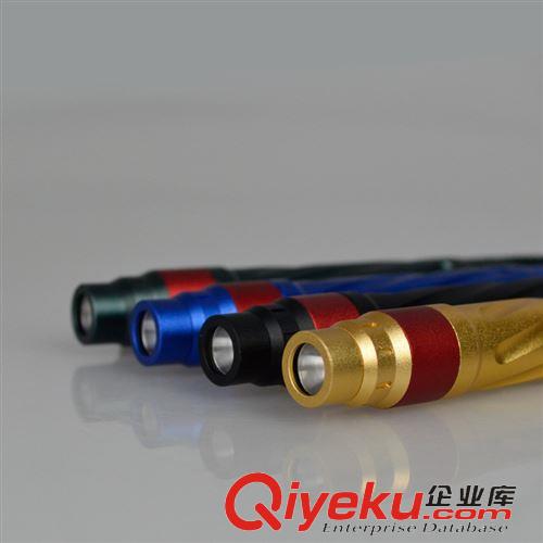戰術筆/防衛筆 LED帶燈戰術筆 帶燈防衛筆照明筆鑰匙筆EDC防身防狼筆自衛攻擊器
