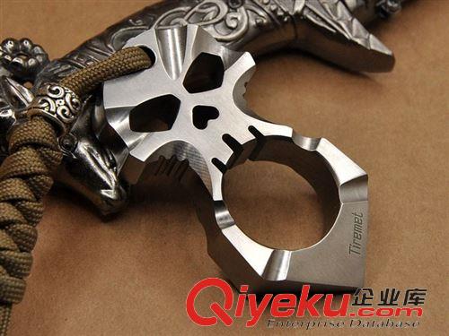 EDC多功能工具 鈦合金骷髏EDC掛件戶外防身用品防身武器破窗碎玻璃逃生工具原始圖片2