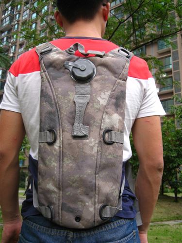登山包類 凹凸 水袋套裝 水袋包含2.5L水袋內(nèi)膽 戶外登山騎行水袋  AT6906原始圖片3