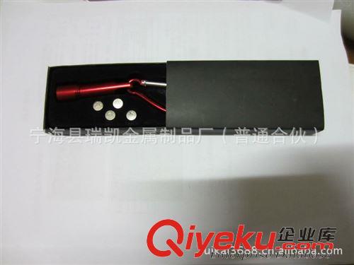 手電筒 廠家直銷手電筒 瑞凱登山扣燈 LED強(qiáng)光手電筒 迷你強(qiáng)光手電筒