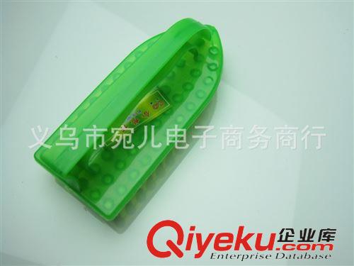 一元店批發(fā)匯總 小熨斗刷子 一元日用百貨批發(fā) 塑料洗衣清潔刷子 洗鞋刷子原始圖片2