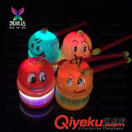 玩具系列 六一兒童彩虹圈發光小燈籠 塑料LED手提閃光小燈籠 地攤貨源批發