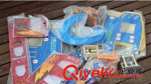 螺母組合/車載軌道/拆裝益智 木制玩具 正品迪士尼disney汽車總動(dòng)員 2代 大型三層停車場(chǎng)原始圖片2