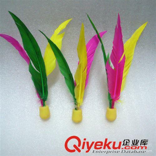 傳統(tǒng)玩具系列 廠家批發(fā) 高彈性板羽球 彩色三毛球 加大型 彈性超好