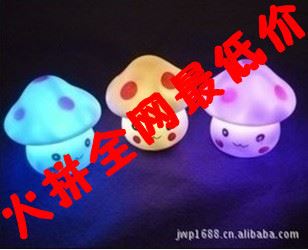全部產(chǎn)品鏈接 套圈圈產(chǎn)品 七彩變色光頭強(qiáng)小夜燈廠家直銷小夜燈 地?cái)偀豳u 爆款