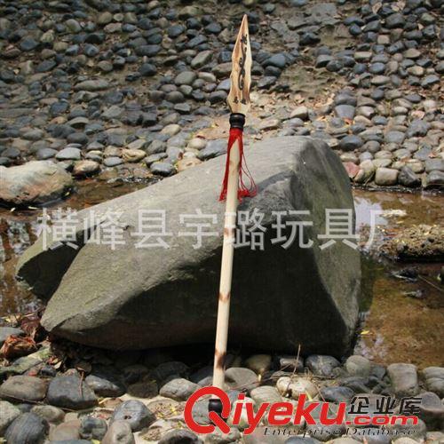 木制玩具 73x4.5x2cm旅游區(qū)風(fēng)景區(qū)熱賣產(chǎn)品木制玩具批發(fā)馬超趙云木制紅纓槍原始圖片2