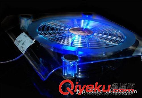 創(chuàng)意家居用品 電腦周邊熱賣產(chǎn)品 usb帶燈大風(fēng)扇散熱架 筆記本散熱器 散熱架原始圖片2