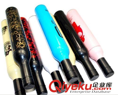 創(chuàng)意家居用品 地?cái)偀豳u 優(yōu)質(zhì)銀膠布 創(chuàng)意酒瓶雨傘廠家直銷 成人傘、雨衣 多款混原始圖片2